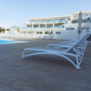 white-suite-deluxe.in-canary-islands.com/