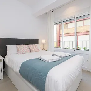wintowinrentals-malaga-center-comfortable-and-renovated.hotelsinnerja.org/